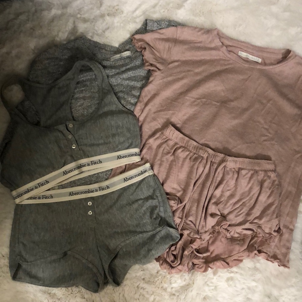 7 pieces of lounge sleep wear Abercrombie and Fitch size small